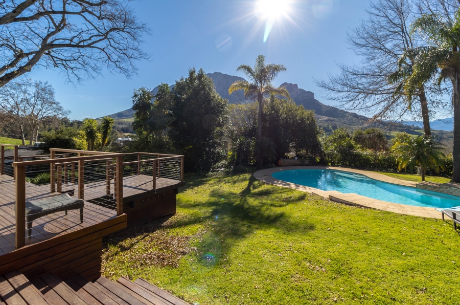 4 Bedroom Property for Sale in Stellenbosch Farms Western Cape
